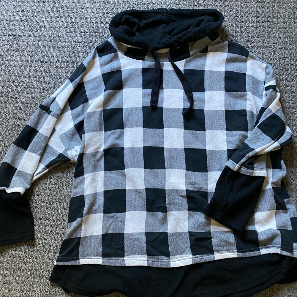 Maurices size 3 cowl neck long sleeve